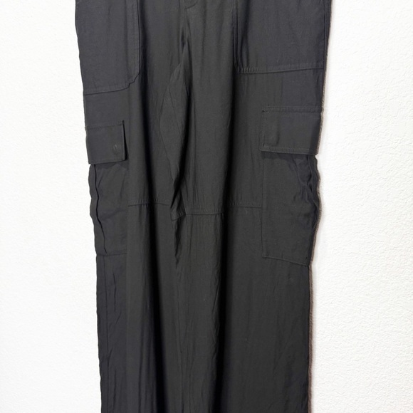 Vince Wide-leg Cargo Lightweight Drapey Woven Pants Quiet Luxury Minimalist - Picture 10 of 15